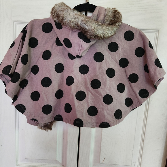 Cynthia Rowley Pink Polka Dot Cape with Faux Fur Trim - Picture 8 of 9